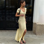 Short-Sleeved Knitted Midi Dress