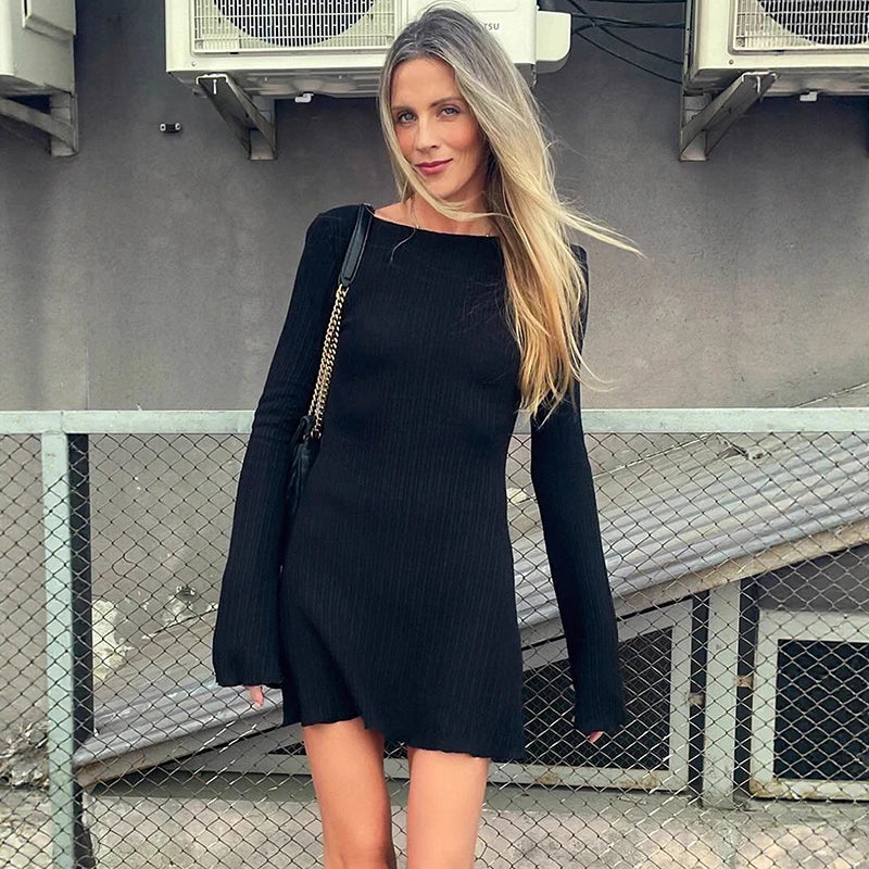 Backless Knitted Long-Sleeve Dress