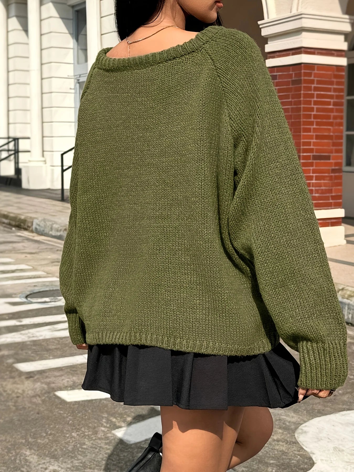 Knitted Round Neck Pullover