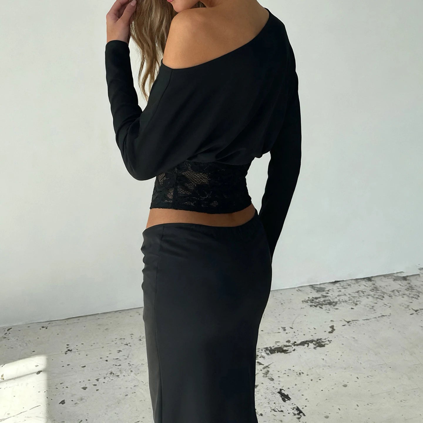Long-Sleeve Lace Patchwork T-Shirt